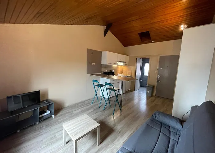 2eme Etage 아파트 페리괴